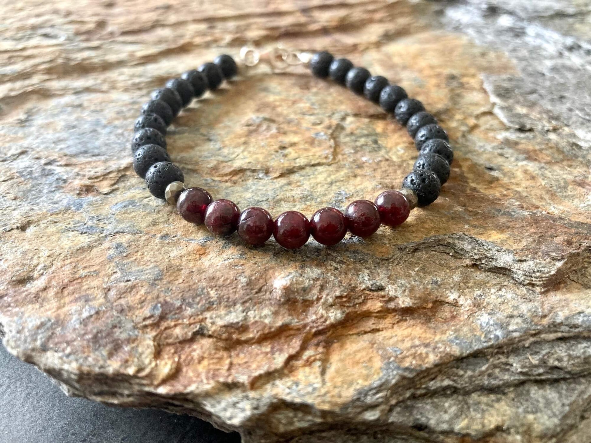 Garnet Mens Healing Crystal Bracelet for Prosperity